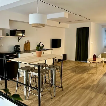 Apartment En Urzaiz, *